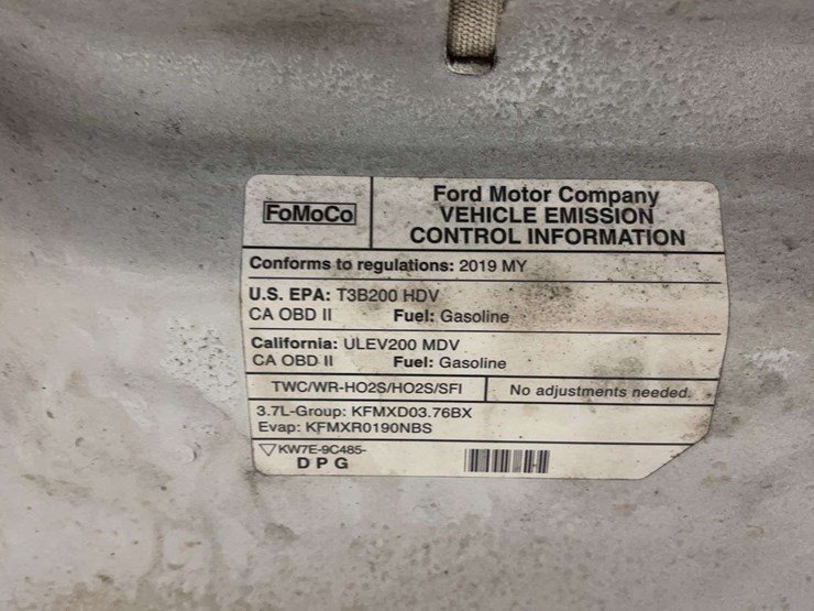 2019-ford-transit-image-19