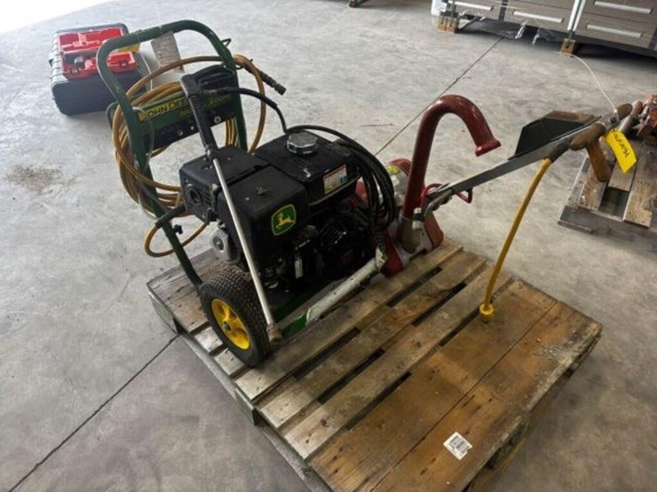 john-deere-3800-image-2