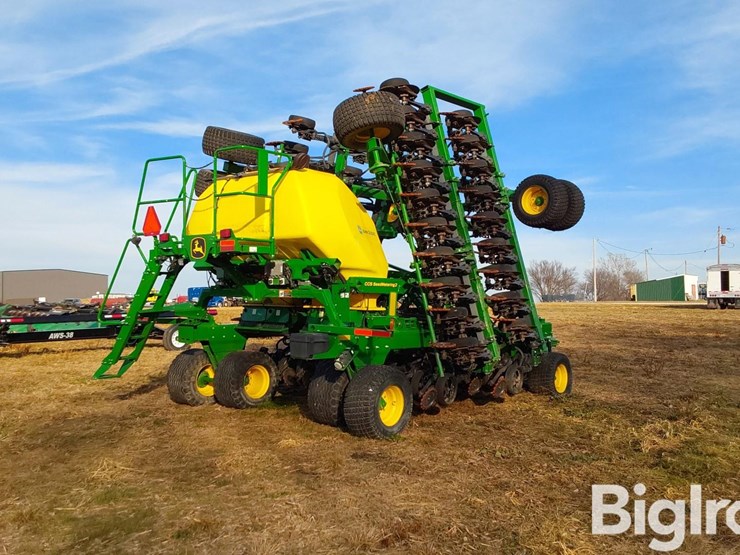 2019-john-deere-n536-image-5