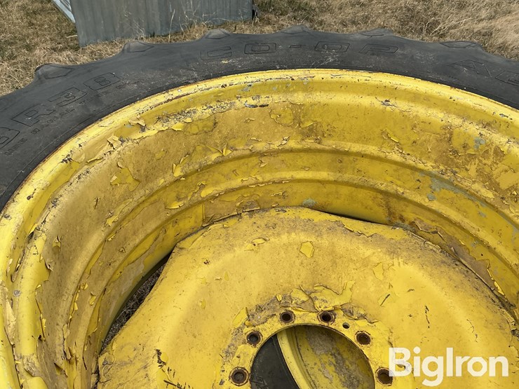 co-op-20.8-38-tires-&-rims-image-10