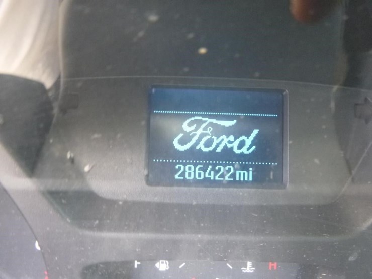 2017-ford-transit-image-29