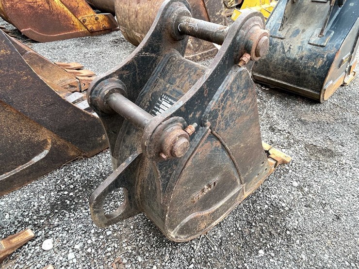 caterpillar-304.5-image-5