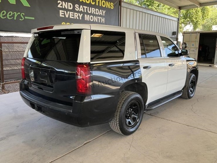 2018-chevrolet-tahoe-image-7
