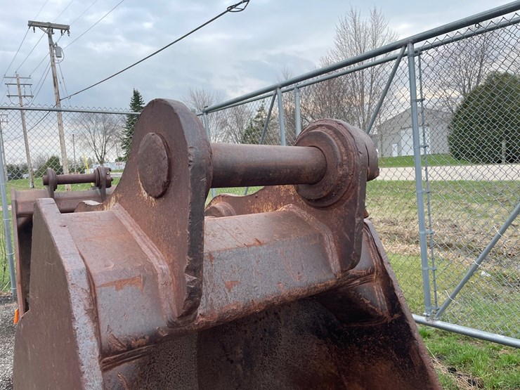 #5002-•-excavator-bucket-image-12