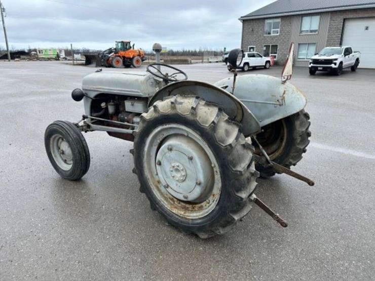 ford-9n-image-7