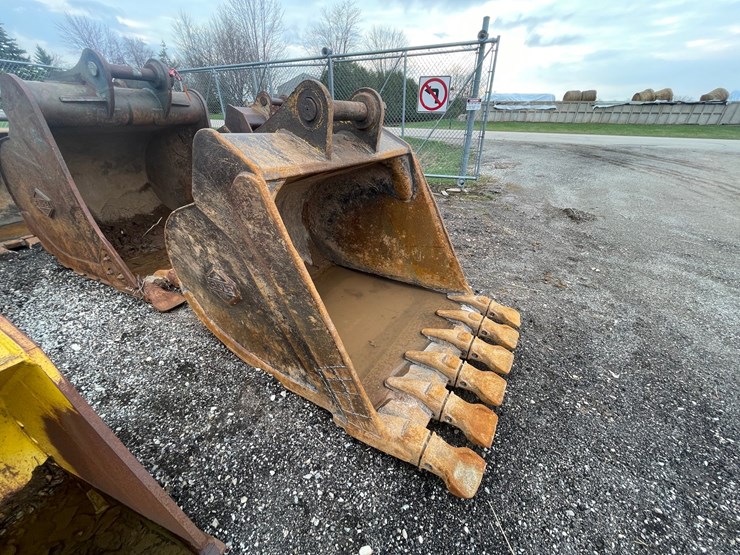 #5008-•-excavator-bucket-image-7