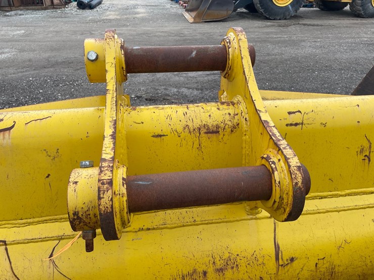 #5009-•-excavator-bucket-image-11