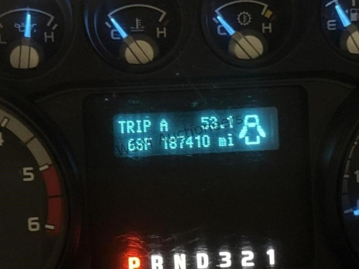 2013-ford-f450-image-25