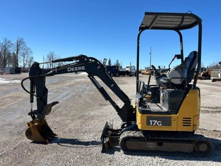 2019-deere-17g-image-6