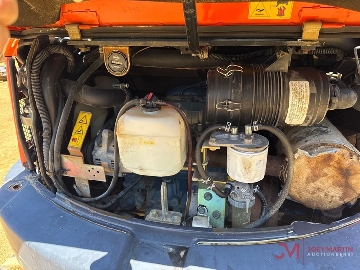 2009-kubota-u35-image-7