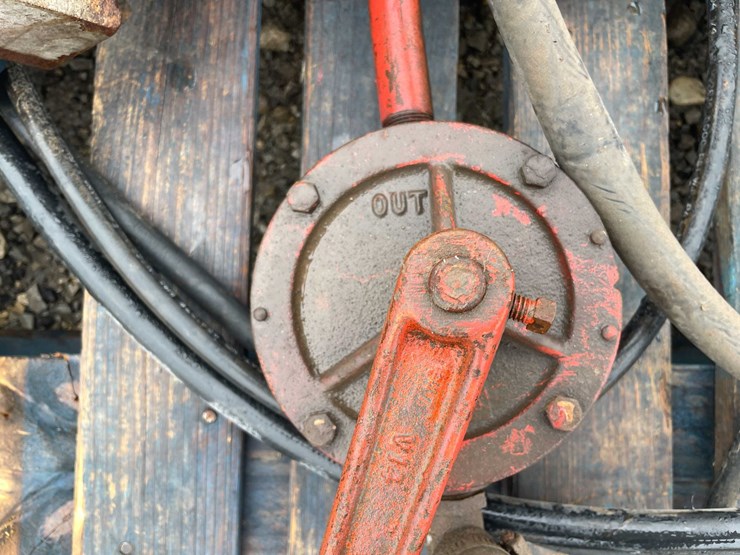 #5087-•-pallet-of-pump-parts-image-15