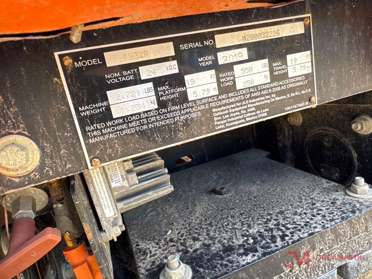 2019-jlg-1932r-image-13