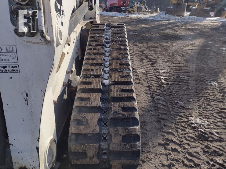 2020-bobcat-t870-image-28