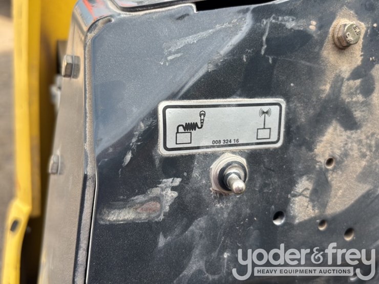 2018-bomag-bmp8500-image-26
