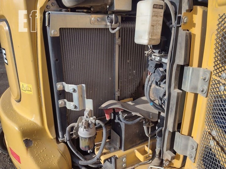2018-deere-35g-image-40