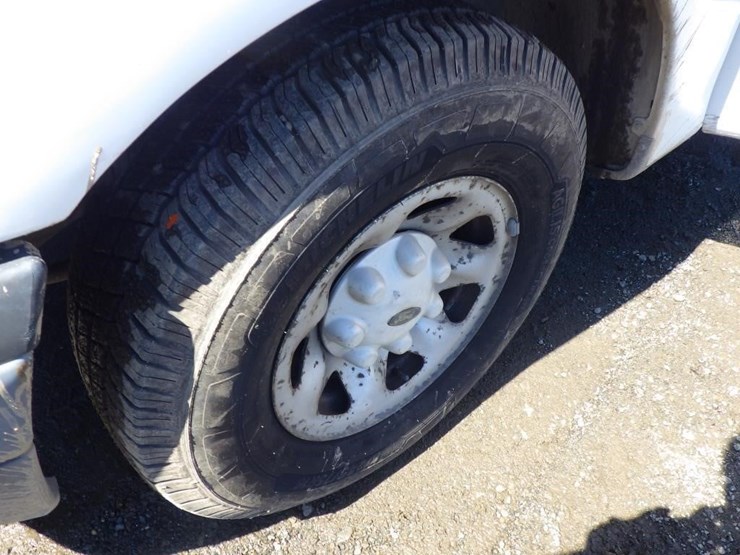 2004-ford-f150-image-11