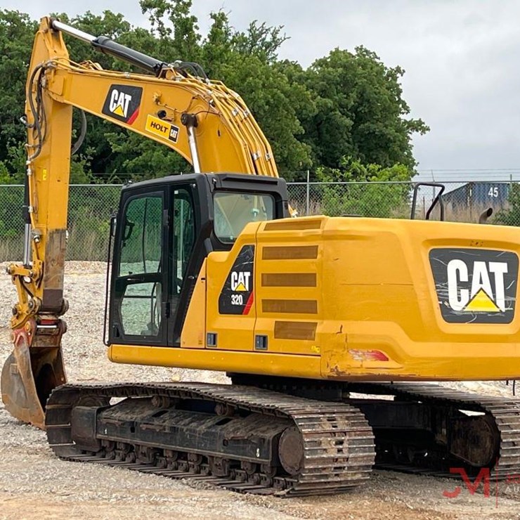 2019 CATERPILLAR 320