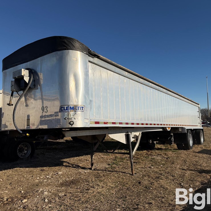 2013 Clement 39' T/A Spread Axle Aluminum End Dump Trailer