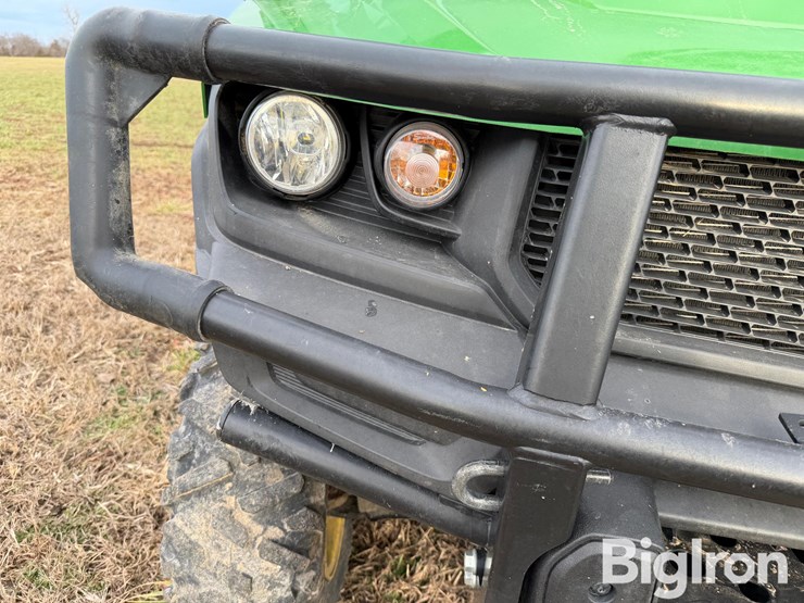 2021-john-deere-xuv-835r-gator-4x4-utv-image-10