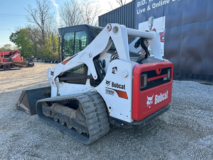 2020-bobcat-t650-image-2