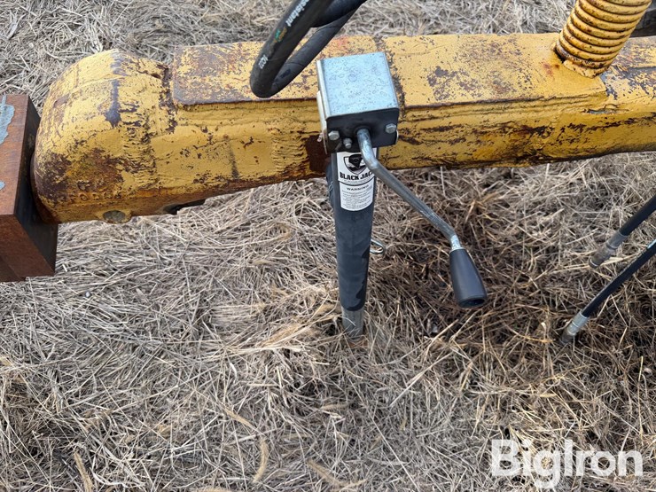 caterpillar-pull-type-scraper-image-10