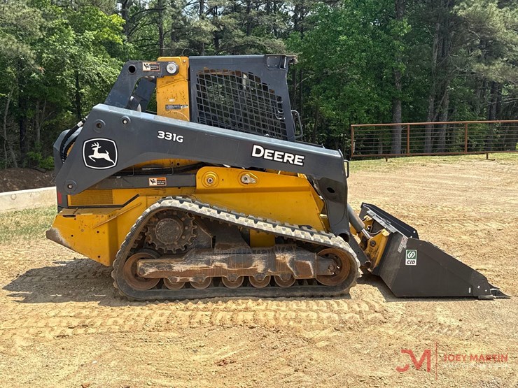 deere-331g-image-2