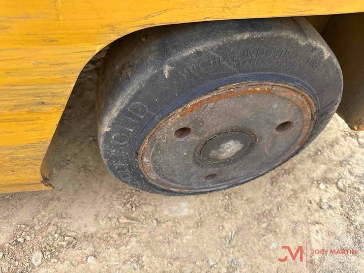 caterpillar-ec30n-image-22
