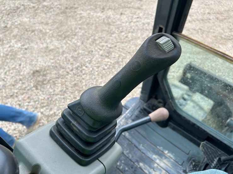 2018-bobcat-e85-image-25