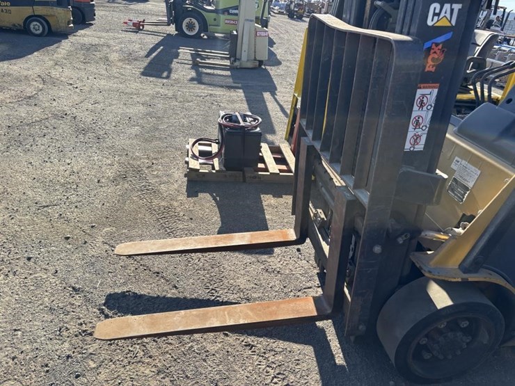 2020-caterpillar-2c6000-image-7