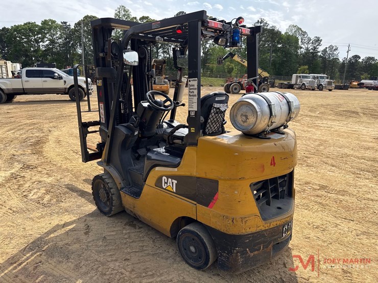 caterpillar-2c6000-image-3