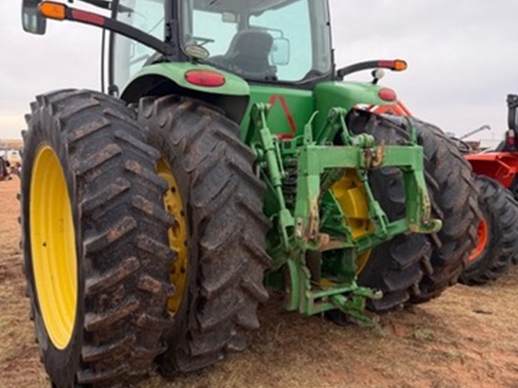 john-deere-8245r-image-3