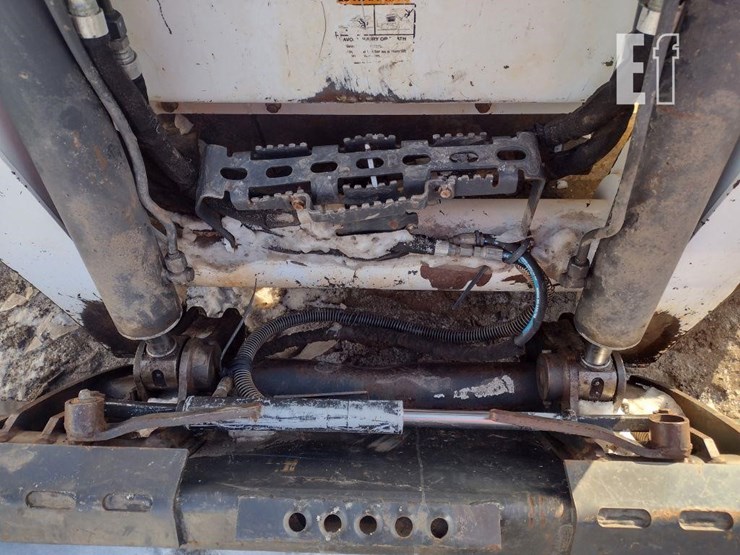 2020-bobcat-t870-image-17