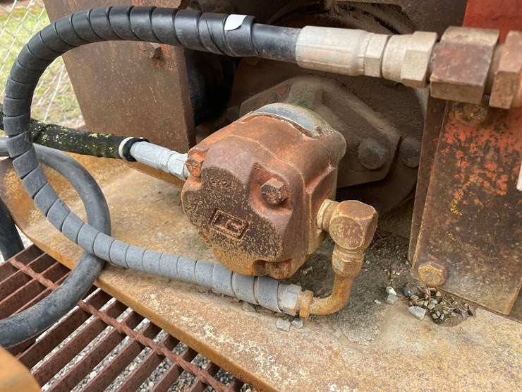 #5035-•-hydraulic-plate-compactor-attachment-image-10