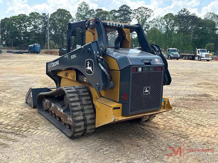 deere-331g-image-4