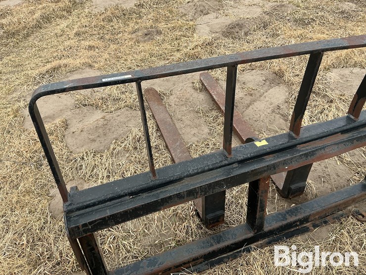 pallet-forks-image-11