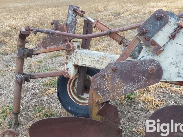 dmi-5-bottom-variable-width-semi-mounted-plow-image-18