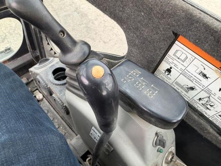 2013-bobcat-324-image-10