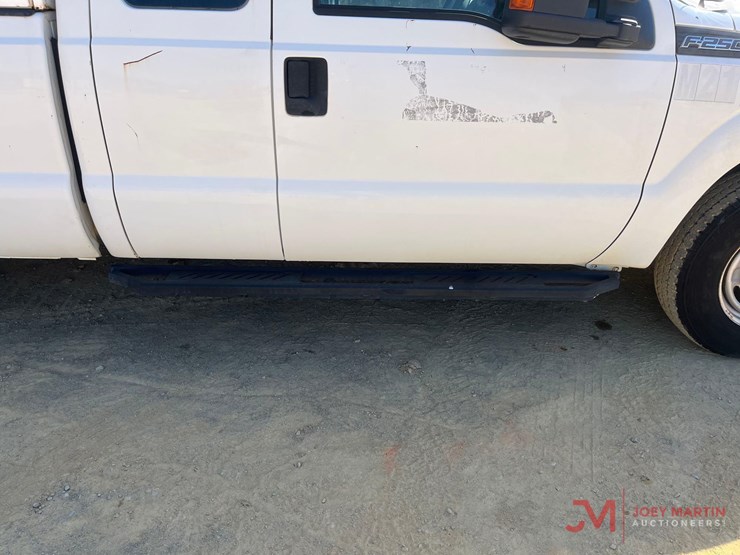 2013-ford-f250-xl-image-13