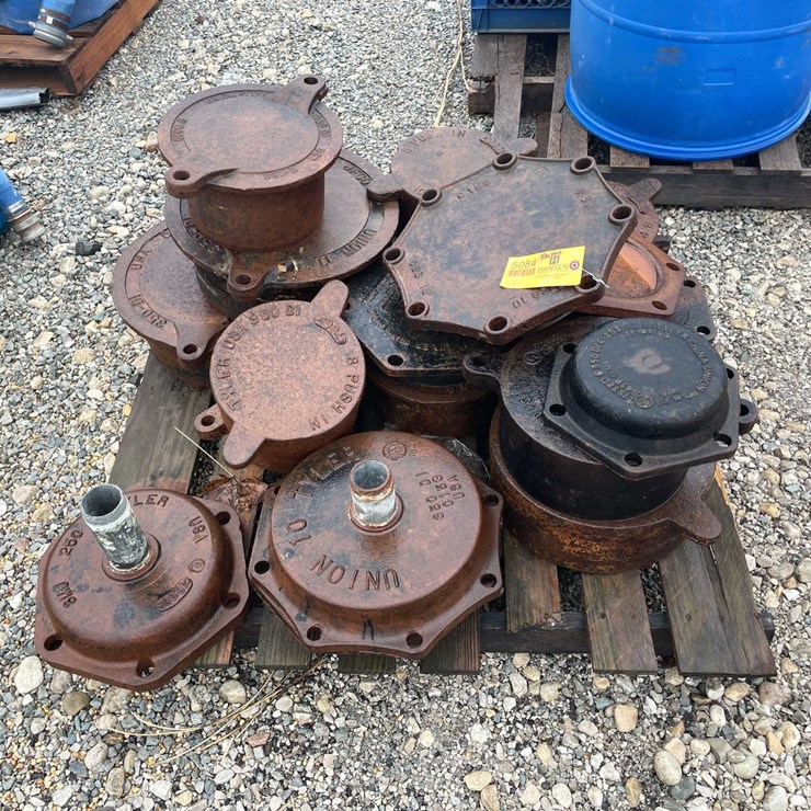 #5084 • Pallet of Cast Iron Covers