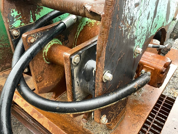 #5038-•-hydraulic-plate-compactor-attachment-image-7