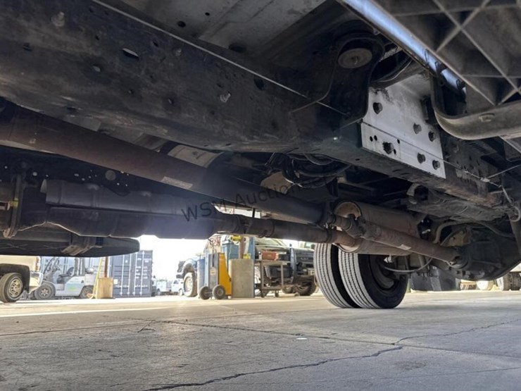 2006-ford-f450-image-31