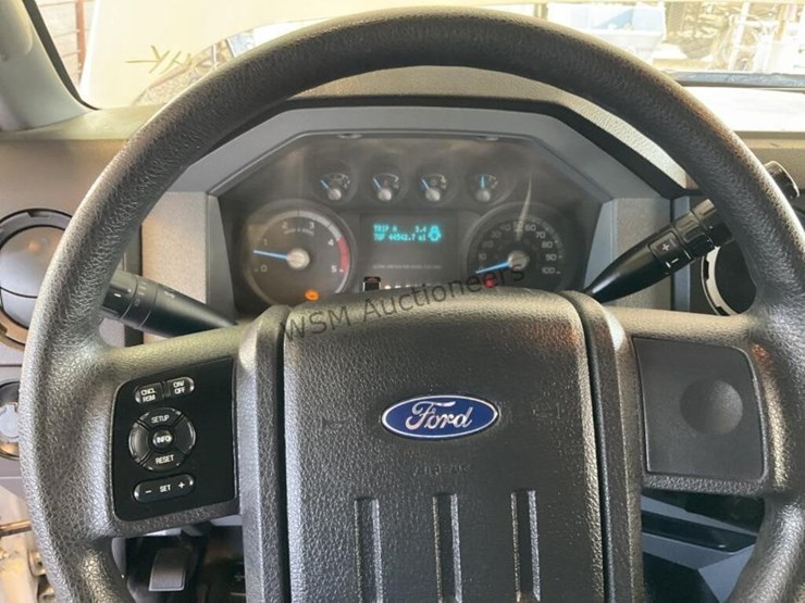 2014-ford-f550-image-22