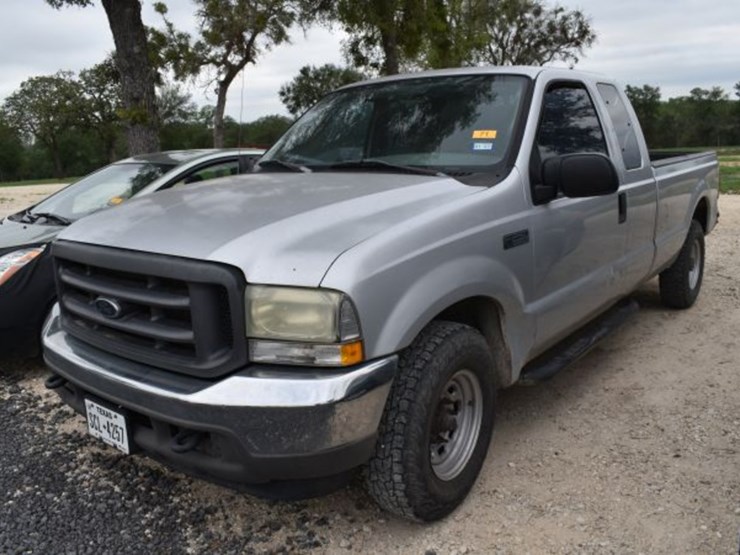 2004-ford-f250-image-1