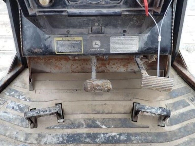 2002-deere-650h-lt-image-21