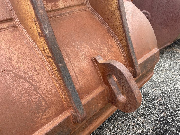 #5004-•-excavator-bucket-image-14