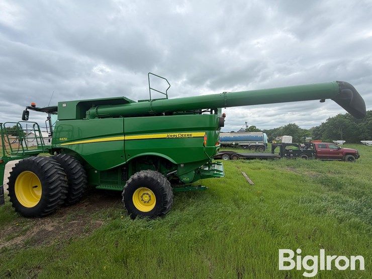 2015-john-deere-s670-image-9