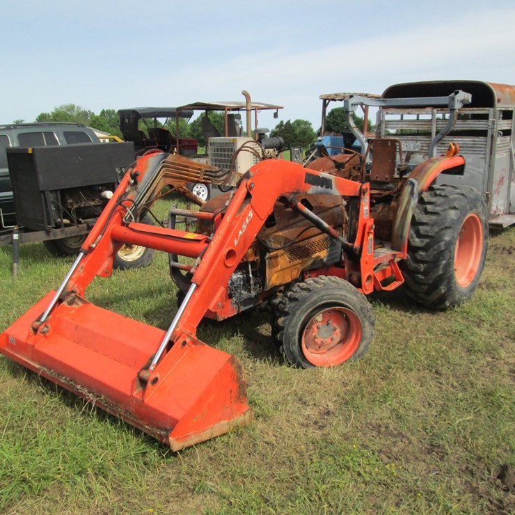 KUBOTA LA513