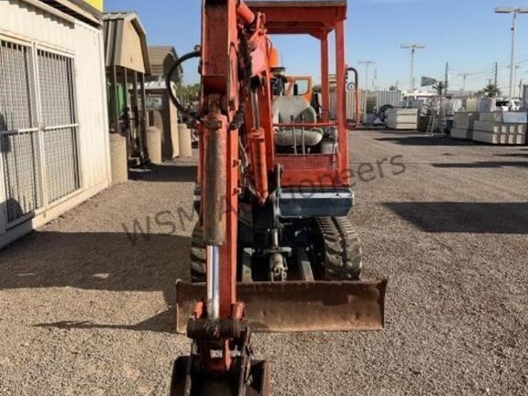 kubota-kx71-image-3