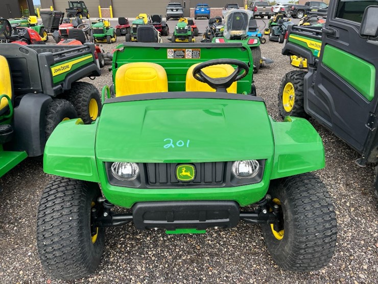 john-deere-gator-image-2