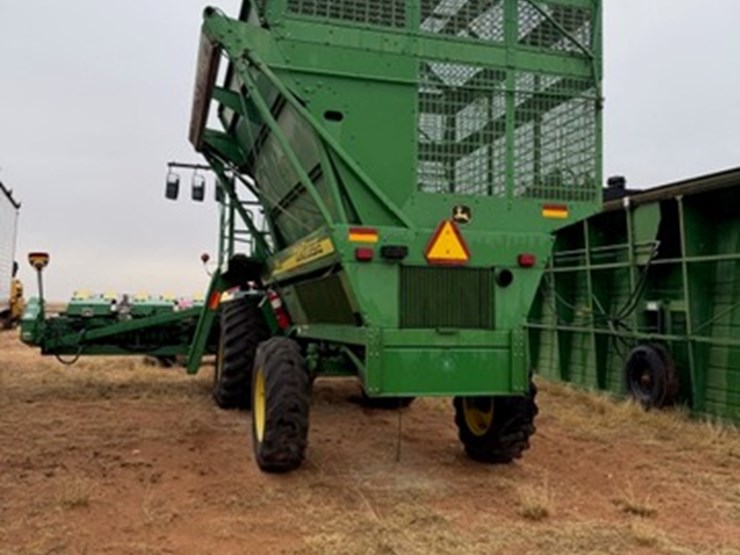 john-deere-7460-image-2